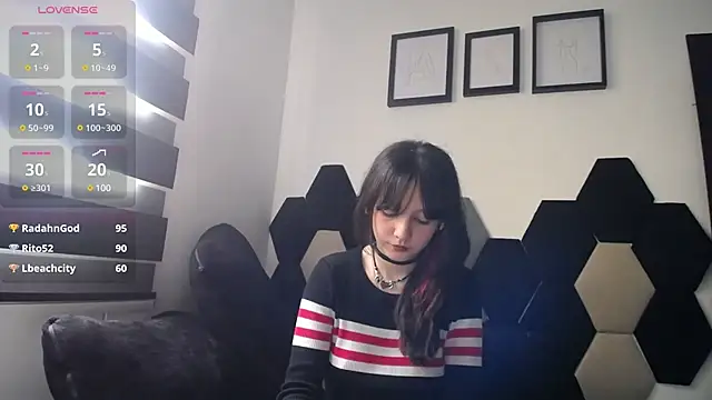 Maki Zein online show from February 13, 4:17 pm