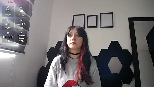 Maki Zein online show from February 17, 1:10 pm