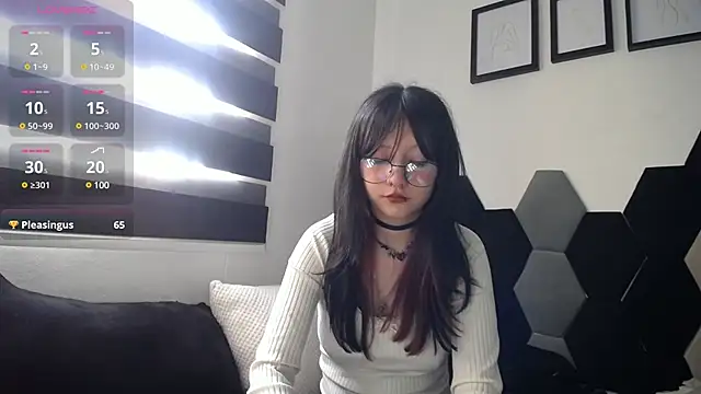 Maki Zein online show from March 10, 2:16 pm