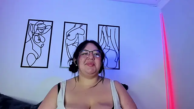 Snapshot of RubyPirsso18 chatting on March 10, 1:23 am RubyPirsso18 online show from March 10, 1:23 am