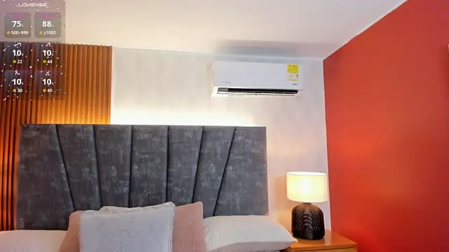 Ada  lee  online show from September 27, 1:32 am