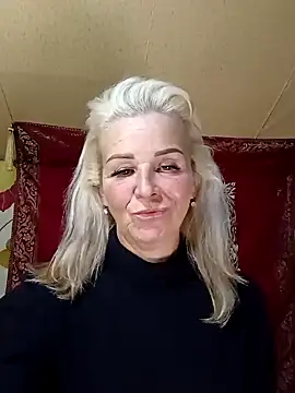 CassandraSandra44 online show from January 22, 5:49 pm