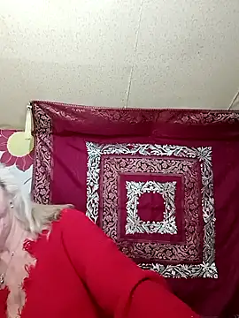 CassandraSandra44 online show from February 6, 3:31 pm