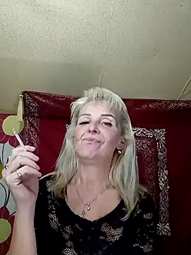 CassandraSandra44 online show from February 12, 4:44 pm
