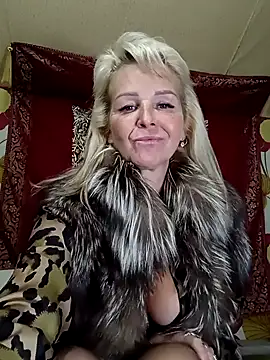 CassandraSandra44 online show from February 21, 6:59 pm