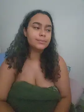 cinnaminnie online show from May 11, 4:04 pm