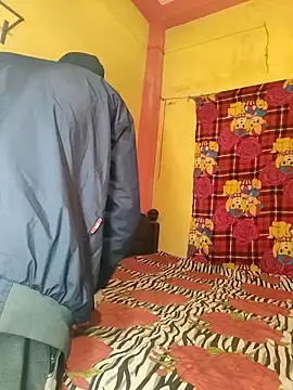 Hunter boy9 online show from December 17, 12:05 am