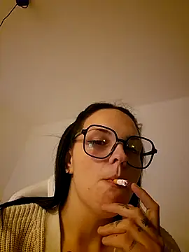 Jujuicy 97 online show from June 10, 11:03 pm