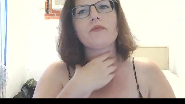 CrimsonMistress online show from March 13, 11:00 pm