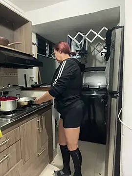 Snapshot of anastasia_and_jordan chatting on February 20, 10:05 am anastasia and jordan online show from February 20, 10:05 am