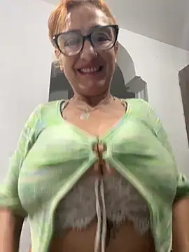 Snapshot of anastasia_and_jordan chatting on March 24, 9:36 am anastasia and jordan online show from March 24, 9:36 am