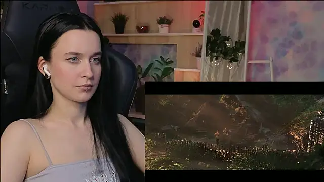 KiraLiLime online show from February 7, 10:30 pm