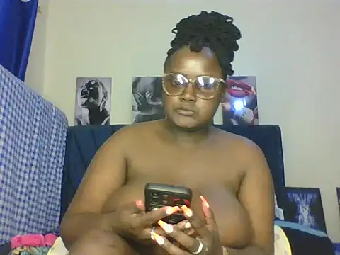 Snapshot of Montel_Montel_ chatting on September 24, 1:03 pm Montel Montel online show from September 24, 1:03 pm