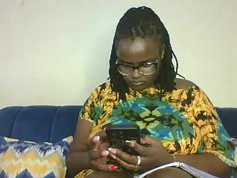 Snapshot of Montel_Montel_ chatting on November 29, 1:25 pm Montel Montel online show from November 29, 1:25 pm