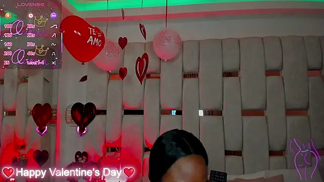 mia schwarz online show from February 15, 2:03 pm