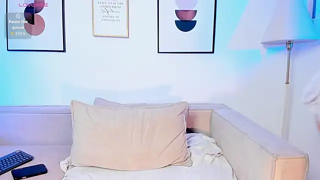 Keisha west online show from November 19, 6:57 am