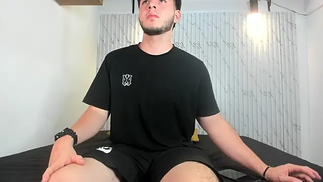 danielclarton1 online show from January 22, 12:16 am