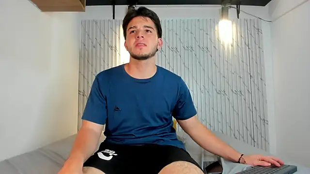 danielclarton1 online show from January 28, 7:53 am