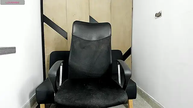 danielclarton1 online show from February 4, 8:35 am