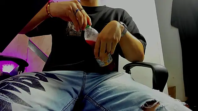 danielclarton1 online show from October 28, 10:01 pm