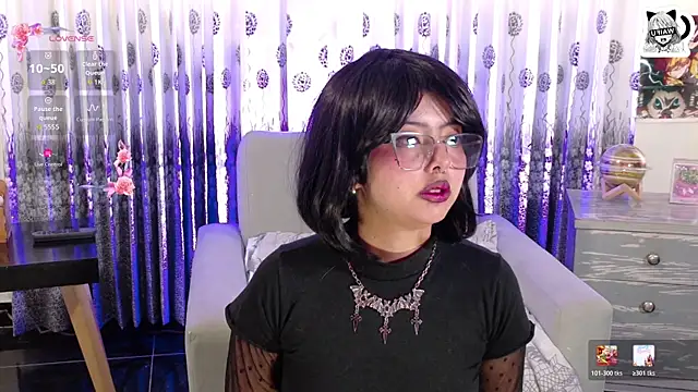 Snapshot of dakotta_rosee chatting on June 4, 12:55 pm dakotta rosee online show from June 4, 12:55 pm