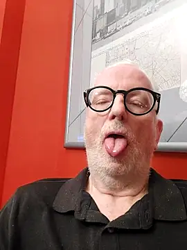 Greyhound70 online show from February 22, 6:50 pm