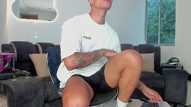 davis alx1 online show from February 16, 11:05 pm