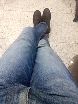 Snapshot of haway77777 chatting on December 17, 3:51 pm haway77777 online show from December 17, 3:51 pm