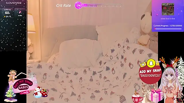 Snapshot of Blondecandie chatting on December 15, 6:26 pm Blondecandie online show from December 15, 6:26 pm