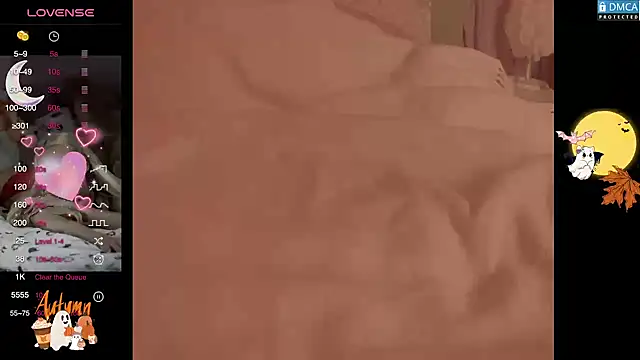 Snapshot of Blondecandie chatting on October 4, 4:38 pm Blondecandie online show from October 4, 4:38 pm