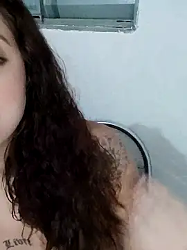 Sweet-diamondxxx online show from December 5, 10:23 pm