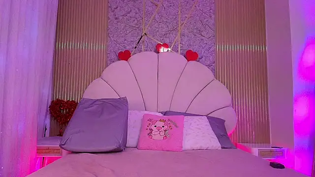 Snapshot of aisha_sh chatting on February 27, 11:54 am aisha sh online show from February 27, 11:54 am