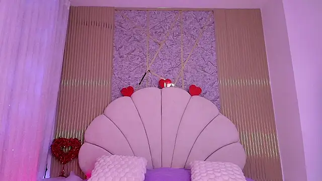 Snapshot of aisha_sh chatting on March 2, 12:01 pm aisha sh online show from March 2, 12:01 pm