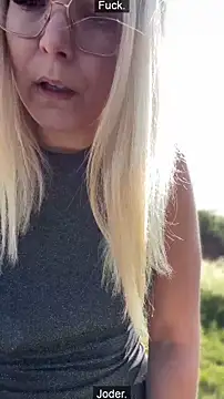 EmyLana online show from April 28, 7:13 am