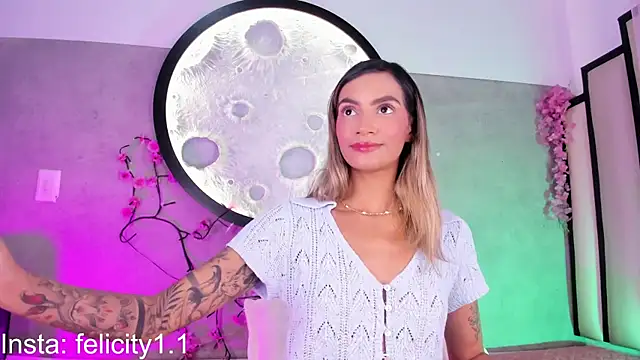  Felicity 1 online show from June 16, 1:14 pm