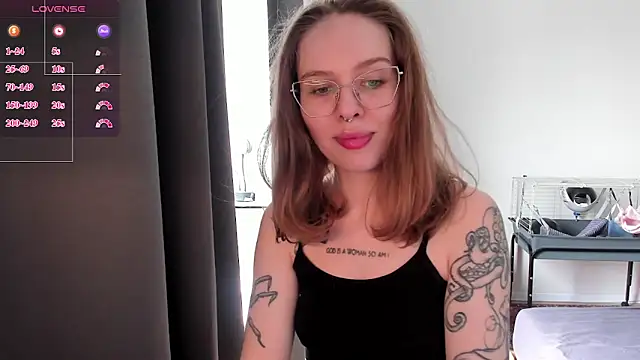 Snapshot of Natural_pussy chatting on April 24, 7:33 am Natural pussy online show from April 24, 7:33 am