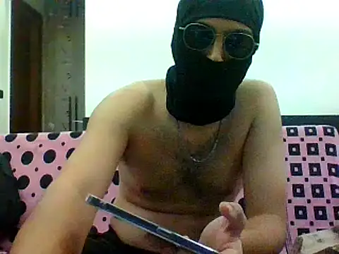 Snapshot of DelhiDick69 chatting on May 28, 5:21 pm DelhiDick69 online show from May 28, 5:21 pm
