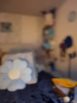 Snapshot of -Loren- chatting on July 14, 11:38 am -Loren- online show from July 14, 11:38 am