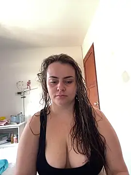Im Amelia online show from June 14, 2:41 pm