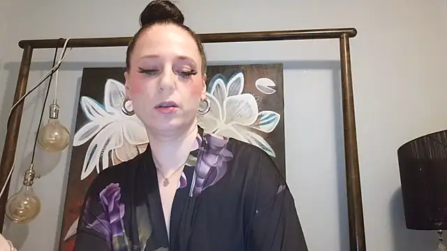 Snapshot of Audrey_hotty chatting on March 16, 12:17 am Audrey hotty online show from March 16, 12:17 am