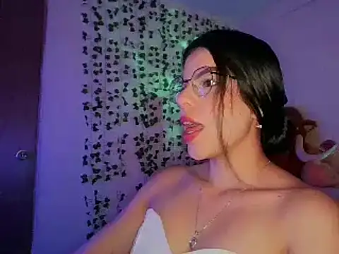 Adararose1 online show from December 18, 4:17 pm