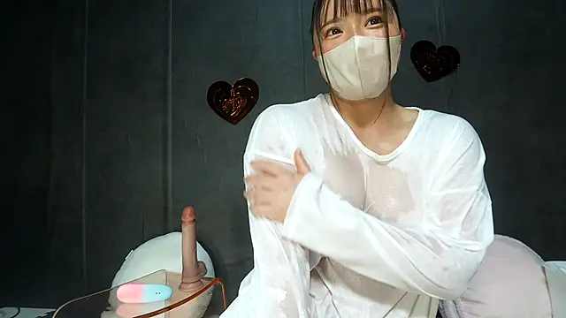 sara  xx  love online show from March 29, 1:33 pm