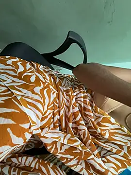 Honeyberose online show from December 30, 11:26 am