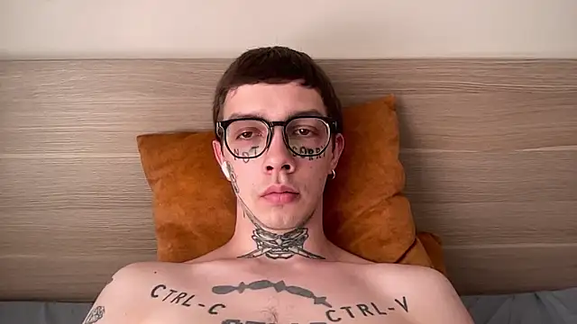 anahori  simon online show from February 23, 7:50 am