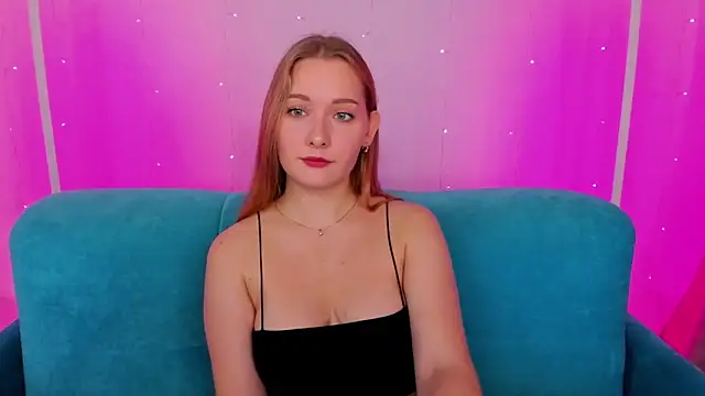 Snapshot of AlinaVice chatting on October 31, 1:06 am AlinaVice online show from October 31, 1:06 am