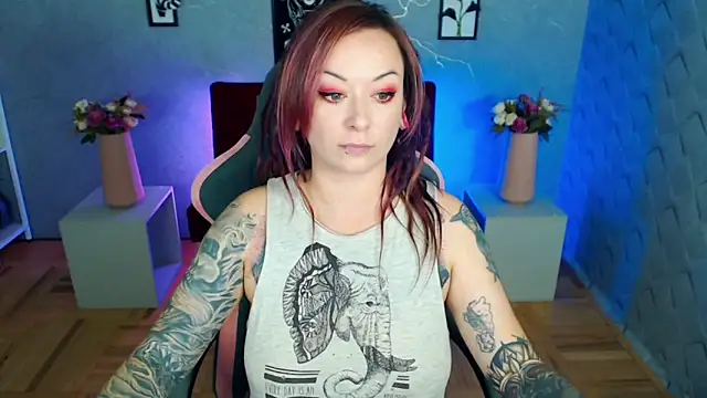 Miss-Tattoo online show from November 10, 12:59 pm