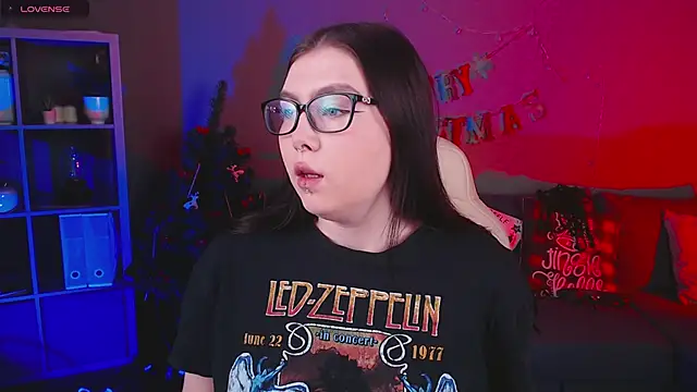 Arizonaa Muse online show from December 19, 12:23 pm