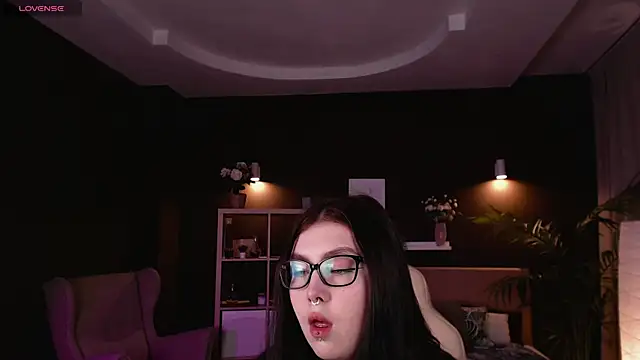 Arizonaa Muse online show from March 8, 12:22 am