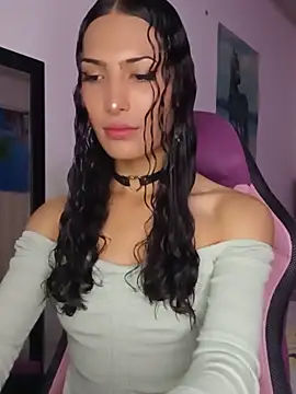 Lanna hott  online show from June 5, 6:24 pm