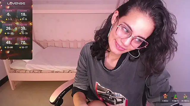 Snapshot of Tyna_ch chatting on December 11, 11:32 pm Tyna ch online show from December 11, 11:32 pm